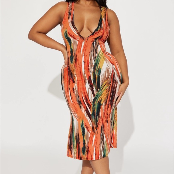BodyCon Fitted Multi Color Dress- Size Medium - Picture 2 of 9